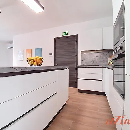 Balcony In Charming Malta Village * Hal Ghaxiak