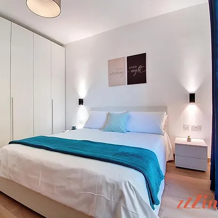 Balcony In Charming Malta Village *