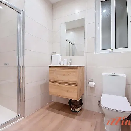 Daire Balcony In Charming Malta Village *