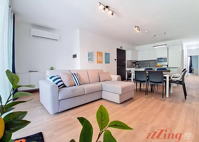 Balcony In Charming Malta Village * Hal Ghaxiak